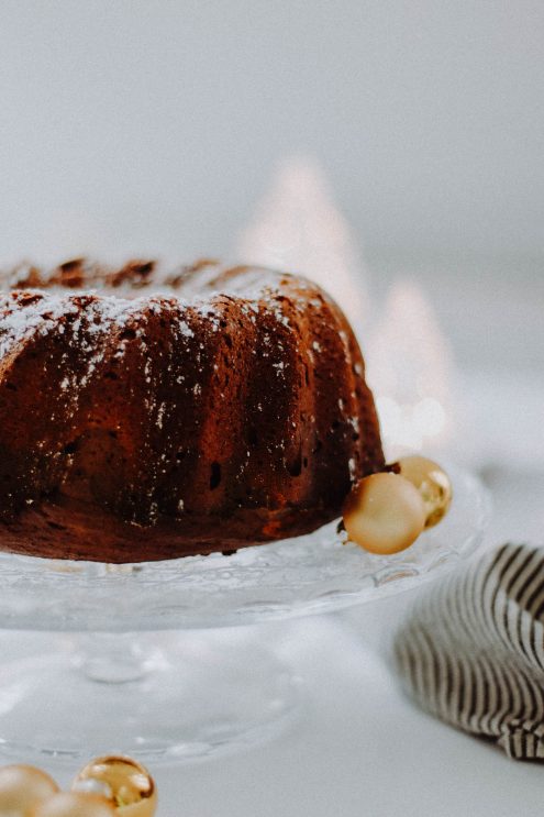 {Low-Carb} Austrian Gewürzgugelhupf: Delicious Spiced Bundt Cake - Oh ...